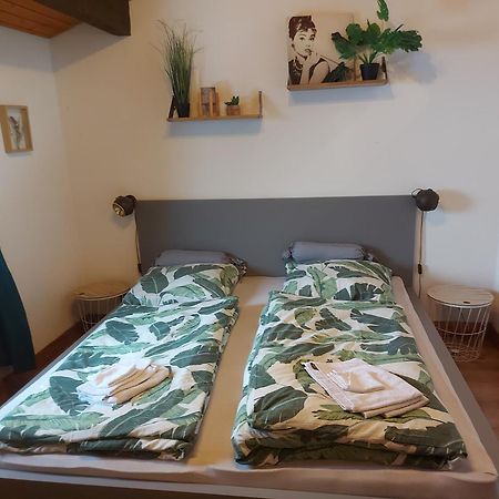 Ferienhaus Am Listersee Майнарцхаген Екстериор снимка